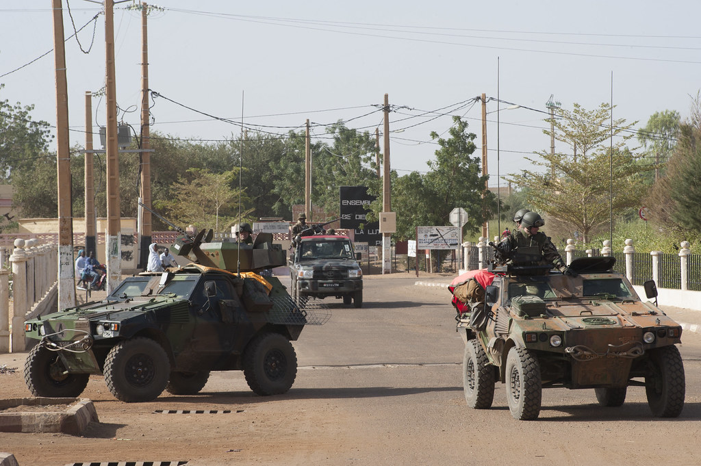 Conflictos Africanos - Página 4 8456851552_96fb39e32b_b