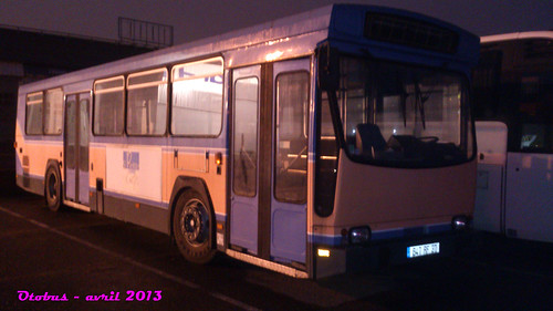 Prsentation des bus - Page 2 8629062868_fdf4e19af0