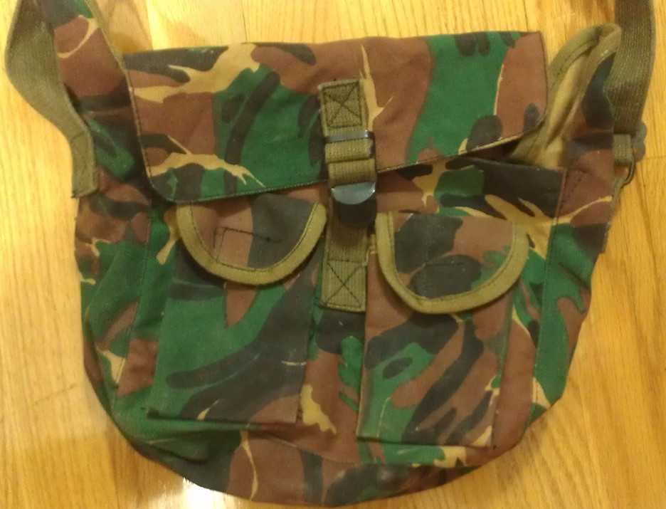 Small bag in DPM-type pattern  - Iraqi? 7305475310_c36a0f1891_b