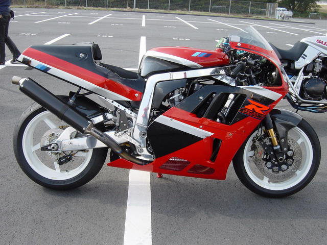 gsxr 1100 91' αναγεννηση 7570458470_1129d2001a_o