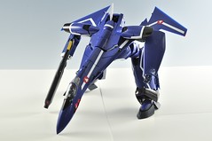 [Jouet] Yamato 1/60 Perfect Transformer VF-19F Emerald Force Regular Model Style 7964742788_318a40b3cb_m