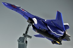 [Jouet] Yamato 1/60 Perfect Transformer VF-19F Emerald Force Regular Model Style 7964752484_47215df0d1_m