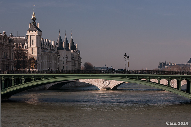 LES PHOTOS: lever de soleil sur la Seine - Page 2 8480678501_c188de4518_c