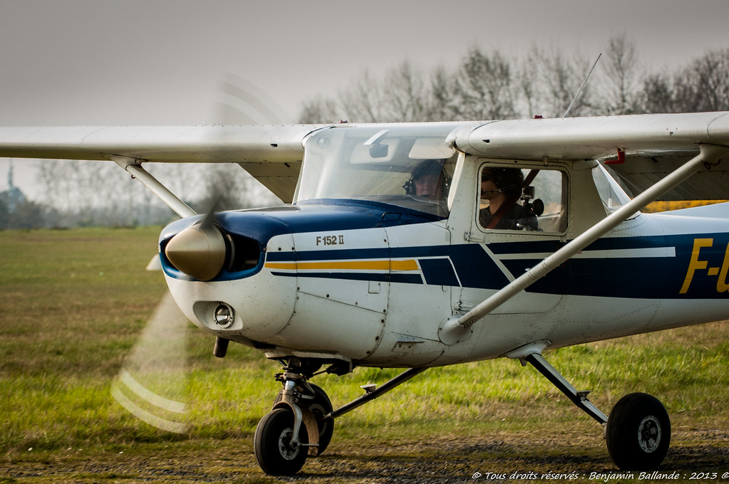 Aérodrome de Bordeaux Yvrac - Page 6 8600048204_24f54f191d_b