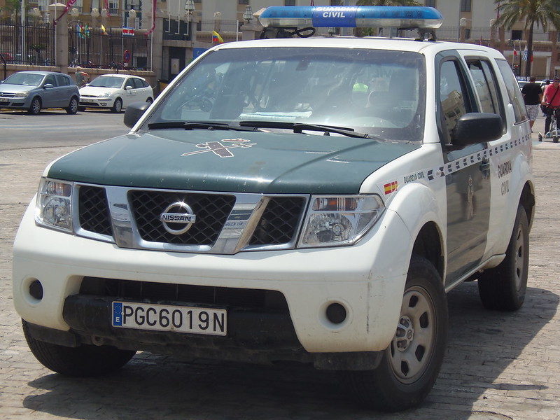 Nissan Pathfinder 7857875270_f6c37cbefd_c