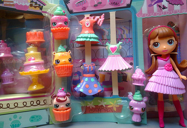 Littlest Pet Shop 2013 8038871995_1cb15c6d9a_z