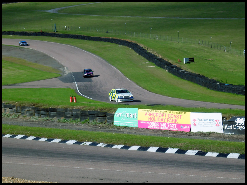 Lydden Hill Track Day 29th September Photographs - Page 2 8044633543_afefe622f8_b