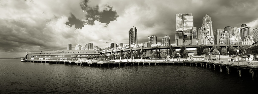 Seattle seafront 8049944673_8e0619d8ca_b