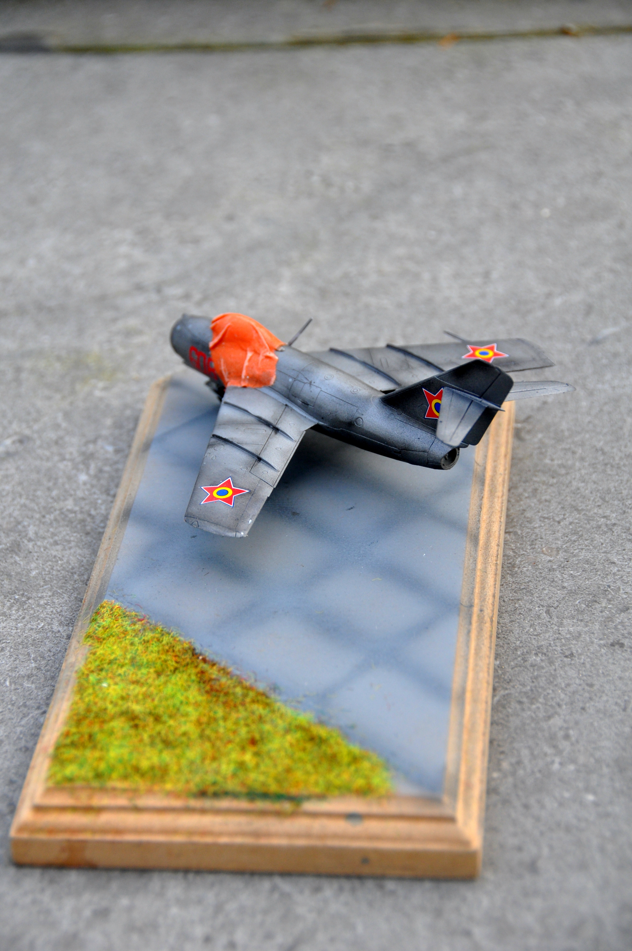 MiG-15 Roumain [HobbyBoss] 8489880662_d81ed5d697_o