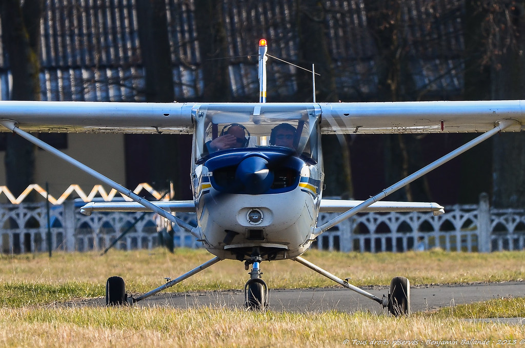 Aérodrome de Bordeaux Yvrac - Page 5 8516753540_efe984f5a5_b