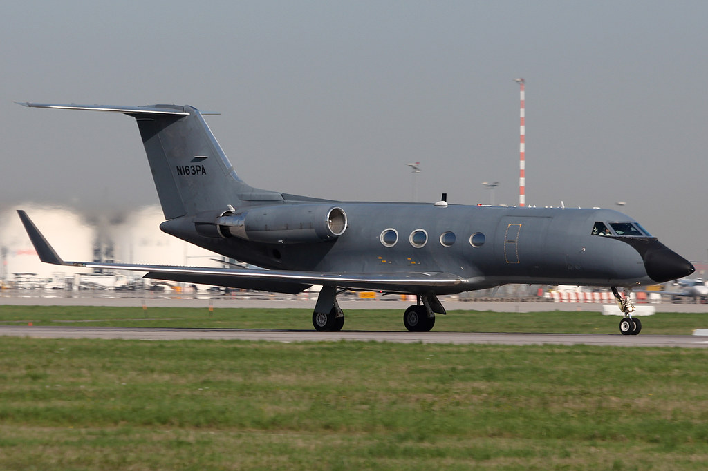 STR/EDDS Flughafen Stuttgart 8683912440_c9ebdf098a_b