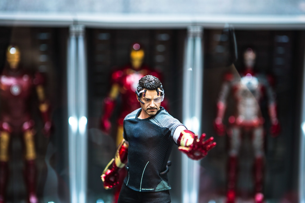 IRON MAN 3 - TONY STARK (MMS191) - Page 3 8698308293_a33f9dfed3_b