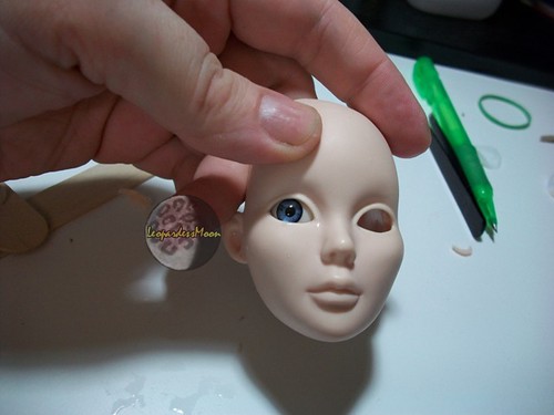 HOW TO: Make a vinyl dolls inset eyes changeable 7764338742_1910c773c0