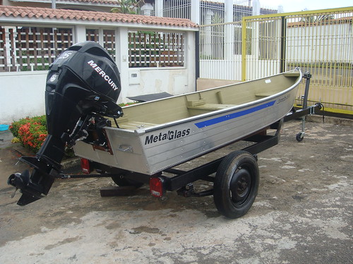 VENDO BOTE METALGLASS ARUAK 420 / TRAILER BS. 25.000 7773808940_948ce3a1de