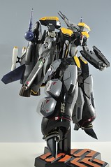 [Review] Tamashii DX Chokogin Armored Parts for VF-25S Renewal ver. 8033462969_81af9b5c2a_m