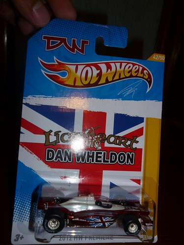 Superizer 2012 DAN WHELDON... 7989926996_5e5f3a7384