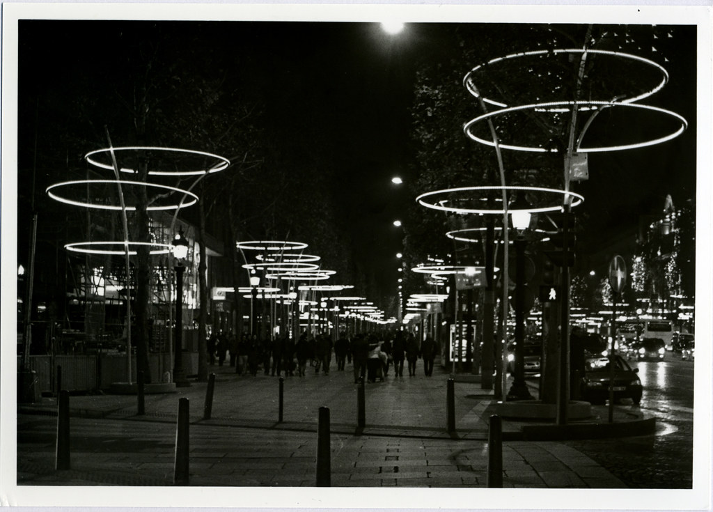 Illuminations de noël - sortie Paris du 30/11 - Page 12 8288272108_85a00cb493_b