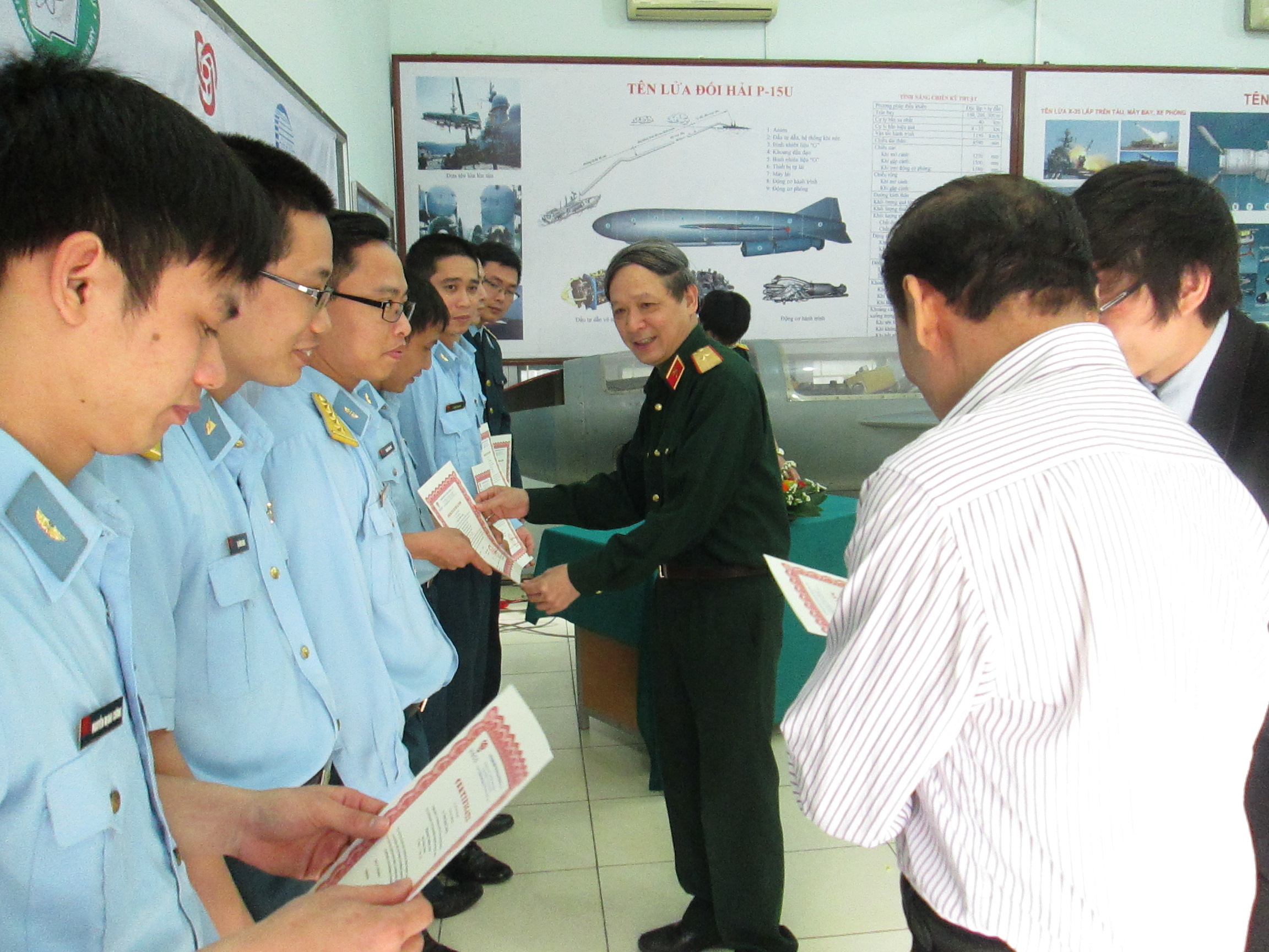 Bế mạc Lớp “Đào tạo Kỹ thuật viên Kiểm tra không phá hủy” IMG_1132