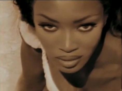 Vos tops favoris ? Naomi-campbell-michael-jackson-in-the-closet-video