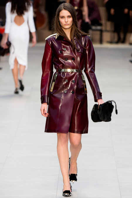 للمرأة الأنيقة مجموعة باربري لخريف Burberry Prorsum Fall 2013 Burberry-prorsum-fall-2013-14