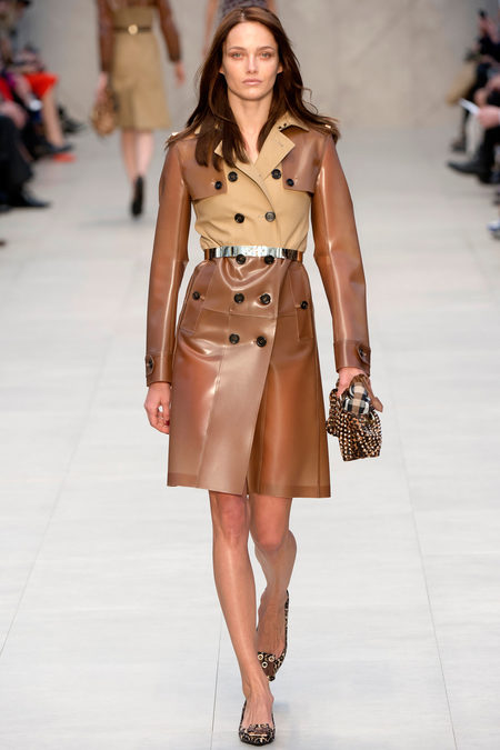 للمرأة الأنيقة مجموعة باربري لخريف Burberry Prorsum Fall 2013 Burberry-prorsum-fall-2013-8