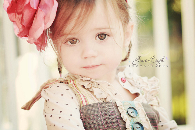 صور أطفال للتصميم Mrsfogel-adorable-baby-girl-bokeh-child-eyes-Favim.com-47870