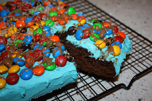 آڹآآآآآ e♏ - صفحة 3 Blue-cake-chocolate-frosting-mampms-Favim.com-52878