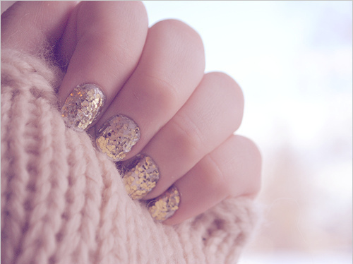  jчsŧ ƒoя ü ~× 2012 Cute-girly-glitter-knitted-madamelulu-nail-polish-Favim.com-72249