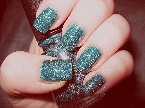 تشكيلة رائـــعــهـ من المنـــآآكــير Blue-green-nail-polish-nails-pretty-sparkle-Favim.com-105258