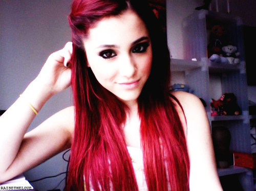 Doubt Rabbit (Novela Colectiva) - Página 3 Ariana-grande-girl-pretty-red-hair-Favim.com-123491