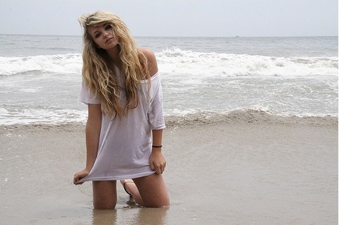 ---- ραяîƨ human characters {Don't steal names nor pictures!} - Page 5 Beach-beautiful-blonde-girl-love-Favim.com-132634