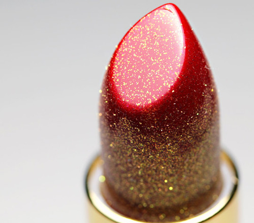 ألوان الروج Glitter-lipstick-love-make-up-red-Favim.com-138869