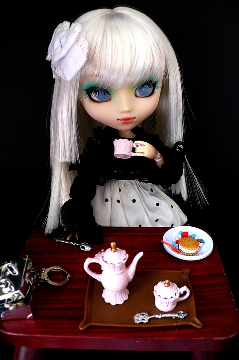 Le laboratoire: Petite MAJ [Pullip/angel philia/azone] p4 Tea_Time_by_Princess_Shinku