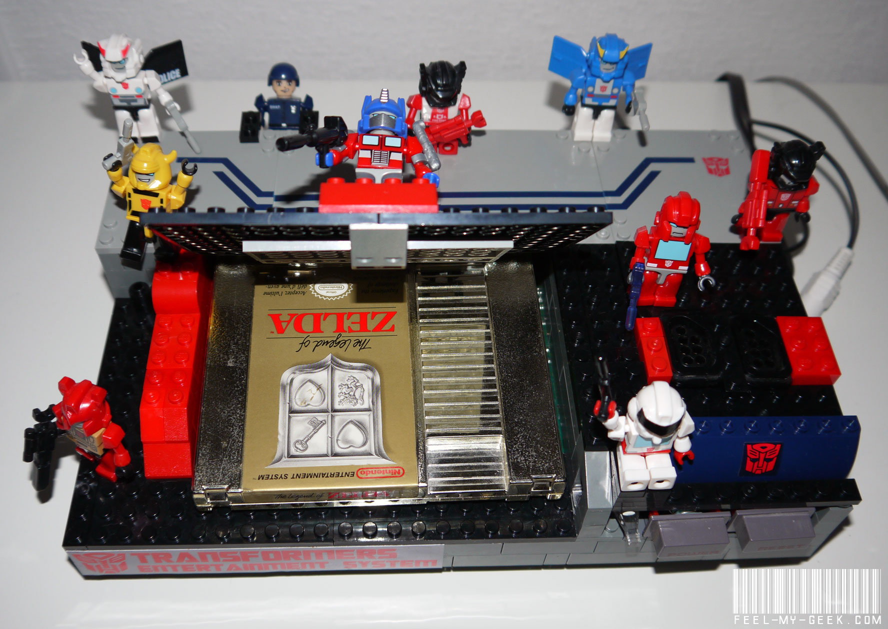 Custom NES Transformers en LEGO, 100% fonctionnelle ! P1010885