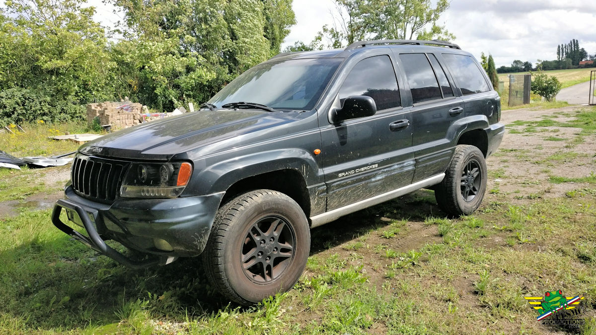 La renaissance du Jeep WJ de Chris WJ-avant-gauche