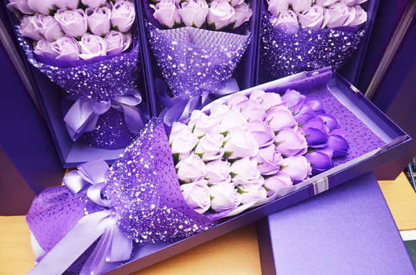 Shop bán hoa hồng sáp tặng người yêu ở TPHCM Hoa-hong-sap-150217_grande