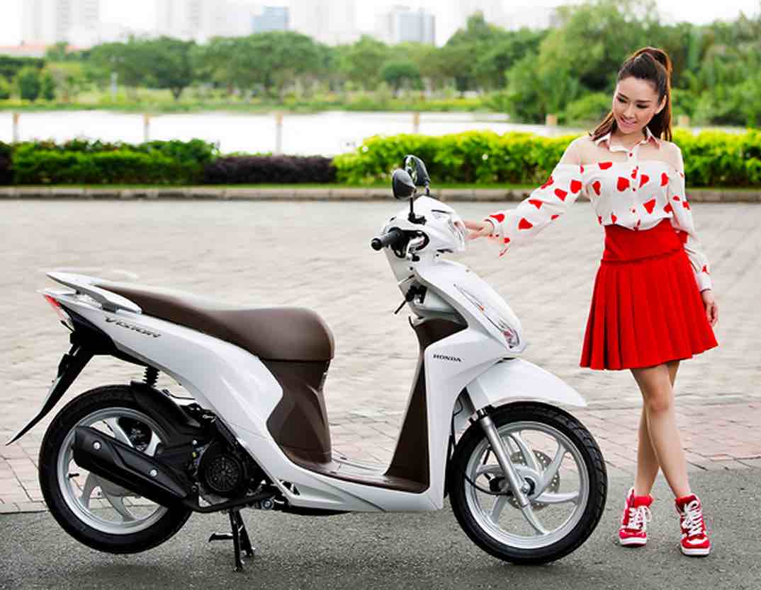 Đánh giá xe máy tiết kiệm xăng nhất năm 2016 Honda-vision(1)