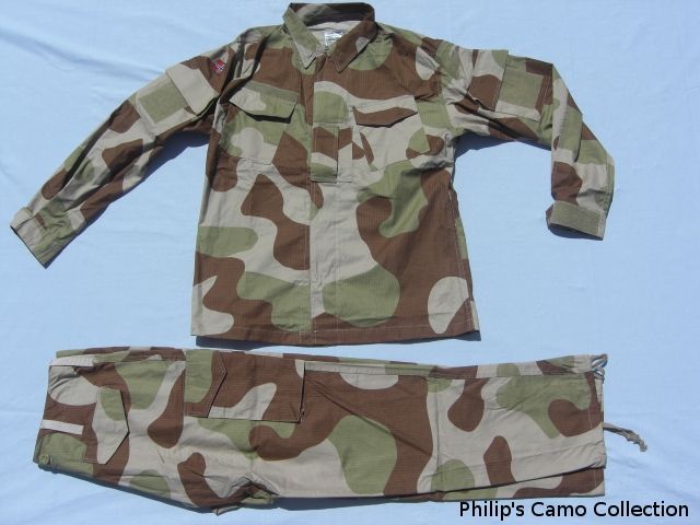 DESERT CAMOUFLAGE uniform Collection_092