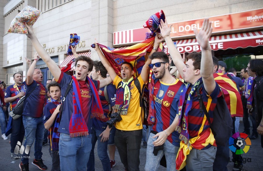 صور مباراة : برشلونة - اشبيلية 2-0 ( 22-05-2016 )  W_900x700_22193507image