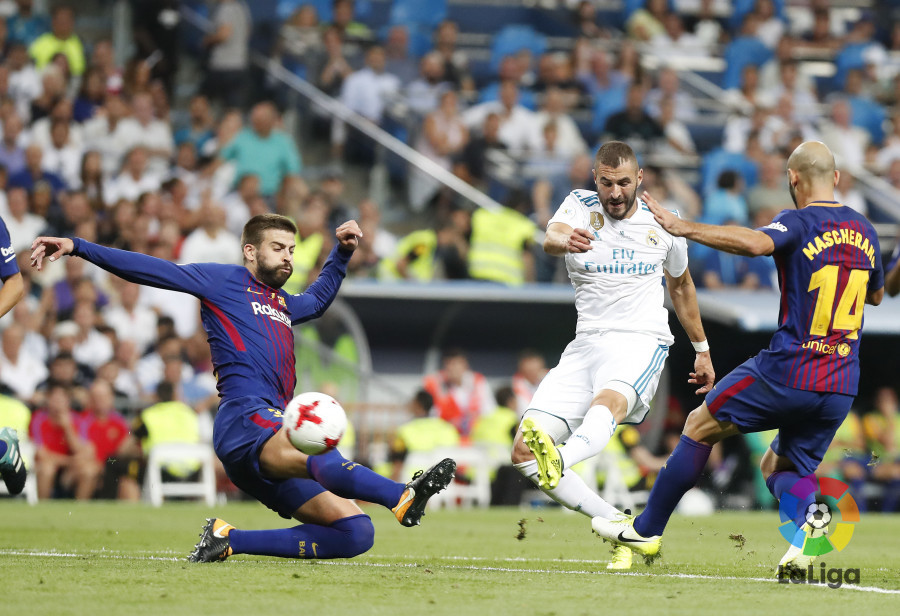 صور مباراة : ريال مدريد - برشلونة 2-0 ( 16-08-2017 )  W_900x700_16235051_ma_4674