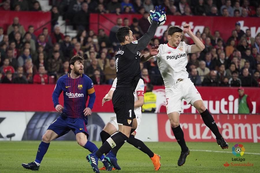 صور مباراة : إشبيلية - برشلونة 2-2 ( 31-03-2018 )  W_900x700_31224033sev-bar033