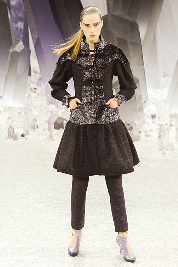 Chanel أزياء 2012