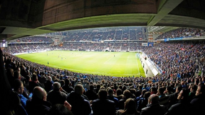 MINUTO Y RESULTADO DE POBRECITOS - Página 14 662x372c_05122955no-real-oviedo-alaves-ambiente