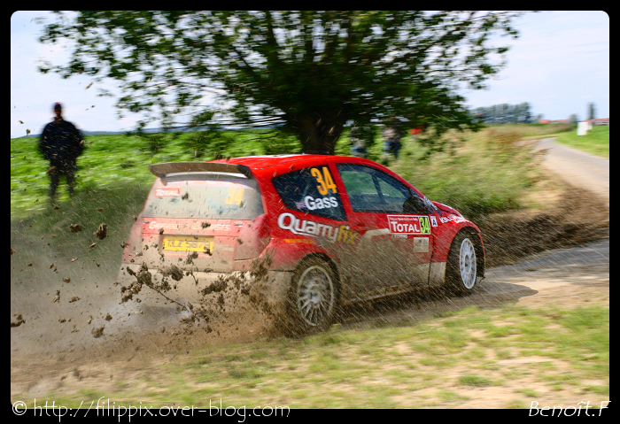 Vos photos de rallye diverses - Page 2 IMG_0093-border