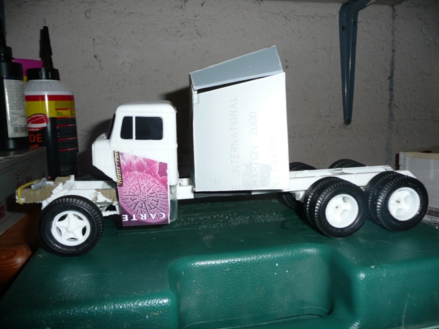 Wolf truck sur base de Diamond Reo AMT au 1/25 Wolf60