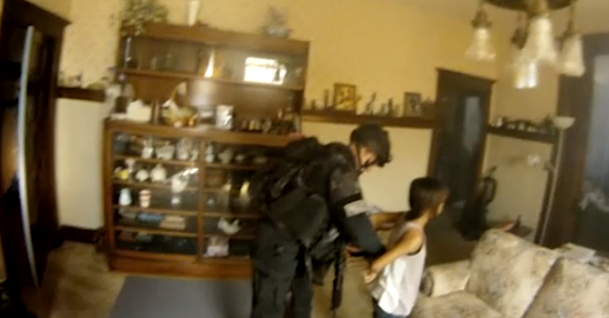 Cops Hold Little Girl at Gunpoint While Raiding Wrong House Over “Internet Threat” Swatraid1