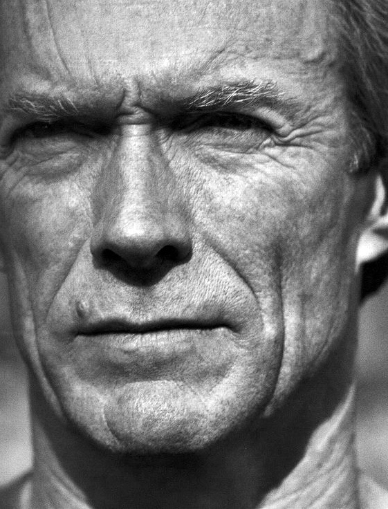 Intamplari fotografice in actualitate Clint-Eastwood-by-Herb-Ritts