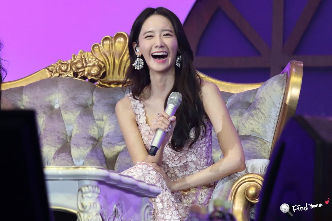 [PIC][24-06-2016]YoonA khởi hành đi Bắc Kinh - Trung Quốc để tham dự "2016 YoonA 1st Fanmeet - BLOSSOM in Beijing" vào sáng nay - Page 4 446a9934_orig