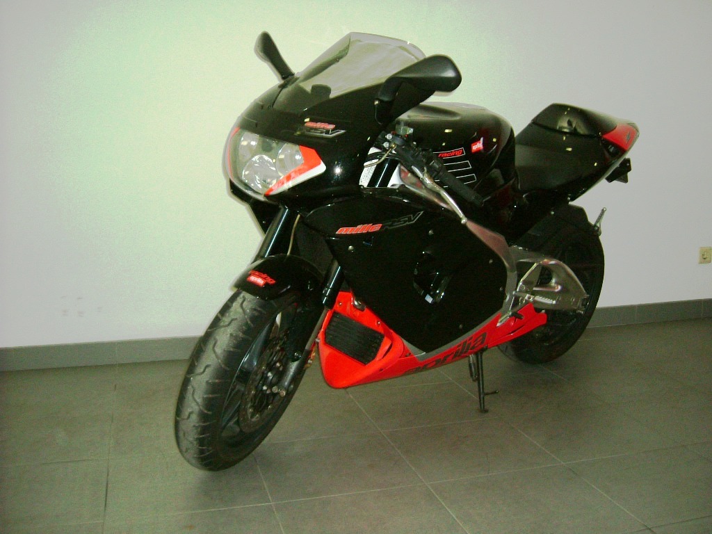 Aprilia RSV Mille 2001 RSV-01A