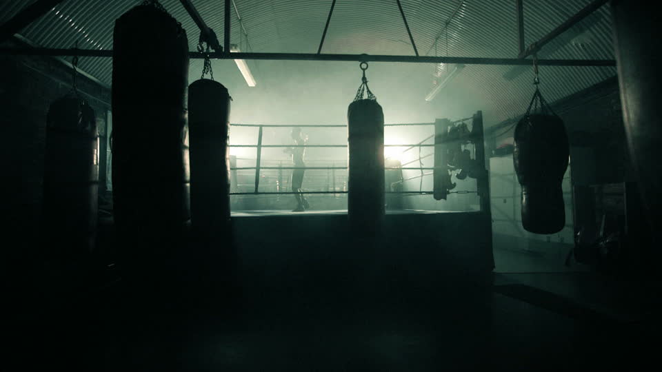 Ilyen a box 415912820-punching-bag-box-ring-boxer-athelete-boxing